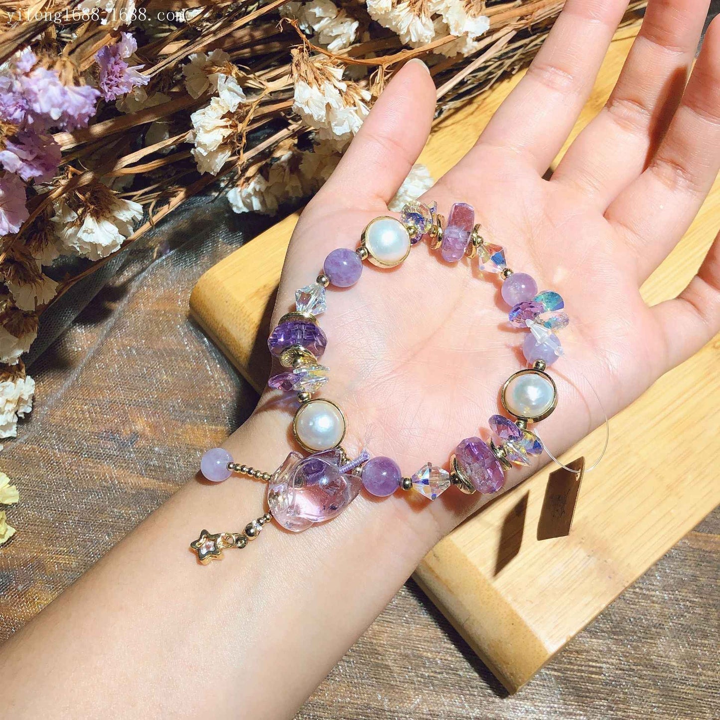 Amethyst Fox Pendant Bracelet with Baroque Pearl β Artistic Chinese-Style Statement Piece