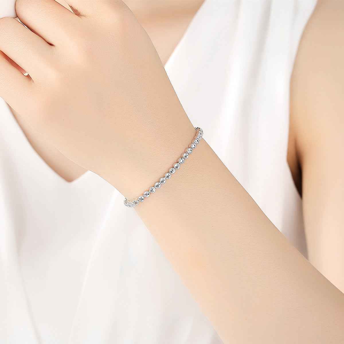Korean Gold-Plated Sterling Silver Bracelet β AAA Zircon Geometric Design (17cm & 19cm)