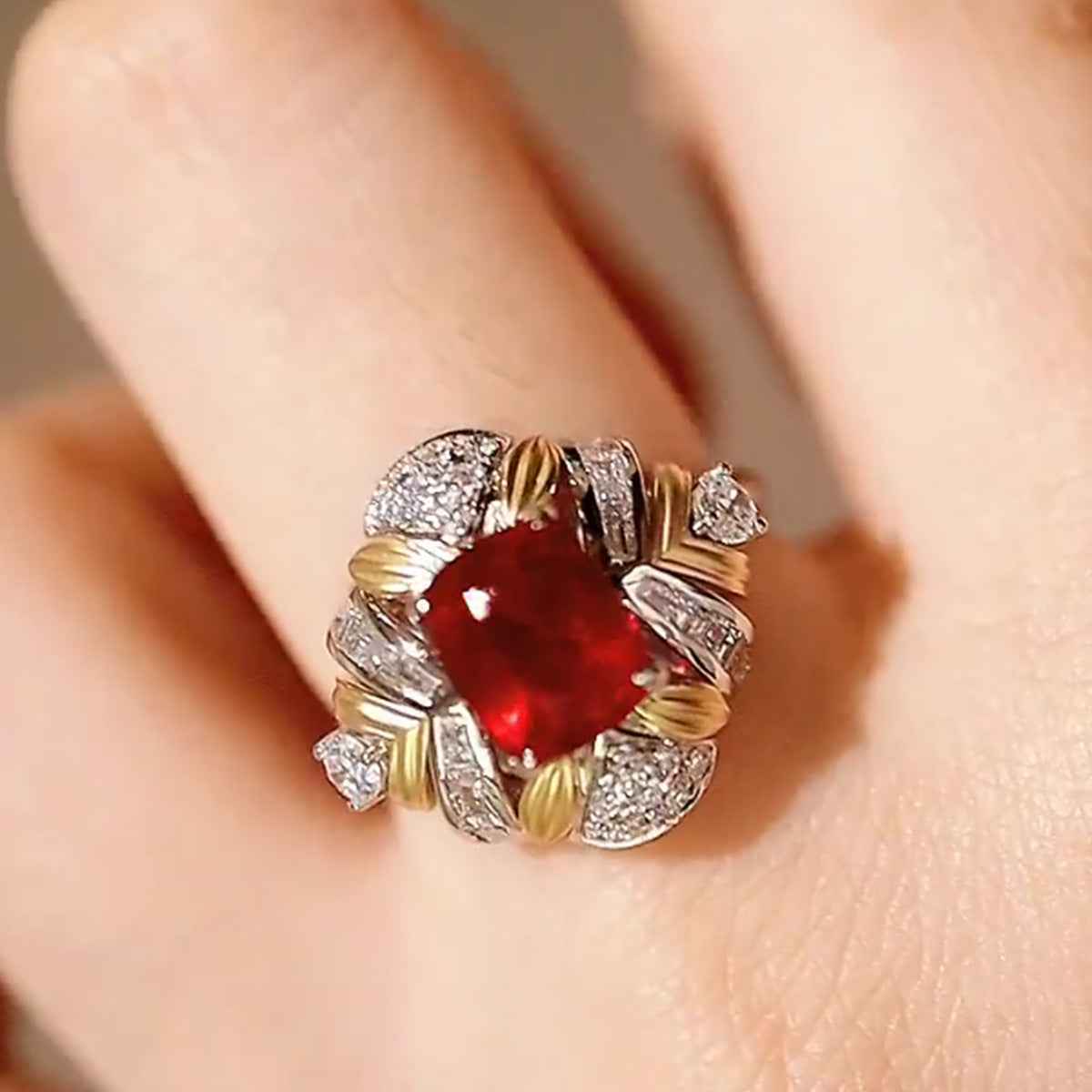 Geometric Quadrilateral Ring in S925 Sterling Silver with Yellow & White Gold Finish - Unisex Affordable Luxury Jewelry