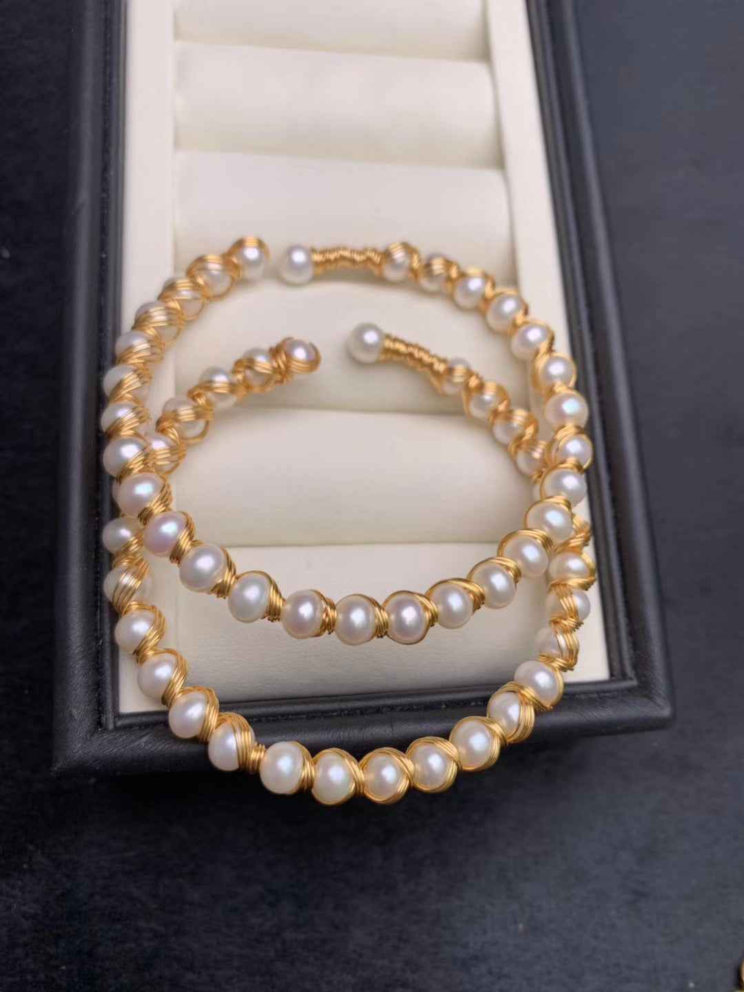 Rice Bead Pearl Bracelet - Elegant Design with Injection Gold, Individually Packaged