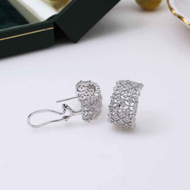 Hollow Vintage Palace Earrings - S925 Sterling Silver Retro Light Luxury Design