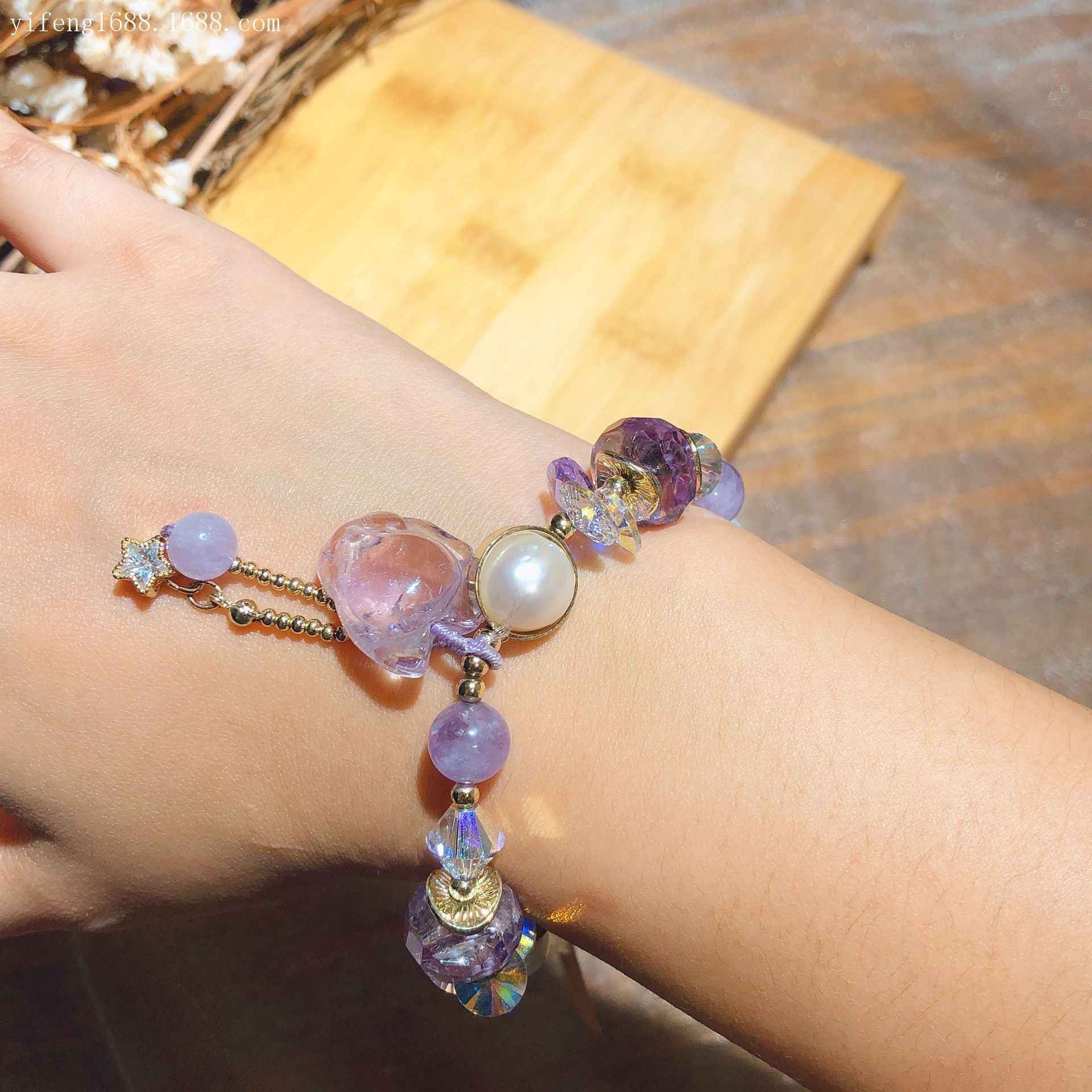 Amethyst Fox Pendant Bracelet with Baroque Pearl – Artistic Chinese-Style Statement Piece