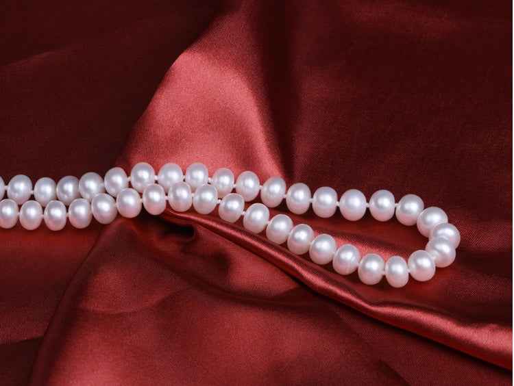 Classic Freshwater Pearl Necklace - 9-10mm Oblate Beads, Adjustable Long Strand, Ideal Elegant Gift