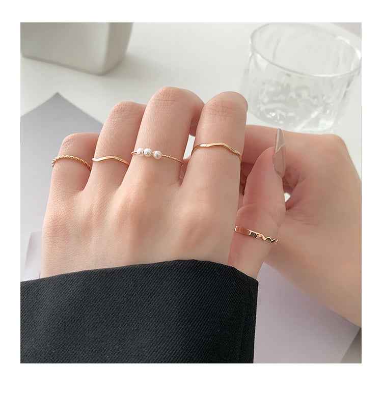 5-Piece Gold and Silver Stacking Rings Set – Adjustable Fashionable Women's Rings
