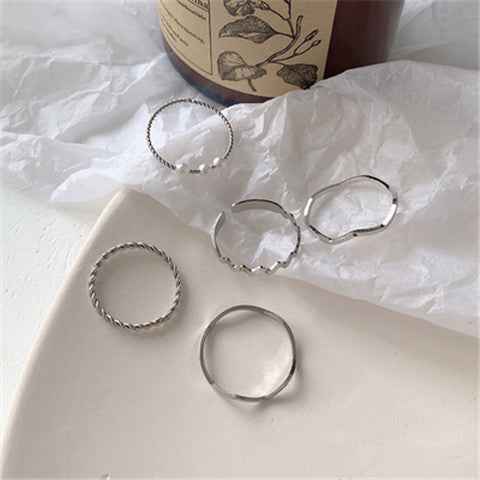 5-Piece Gold and Silver Stacking Rings Set – Adjustable Fashionable Women's Rings