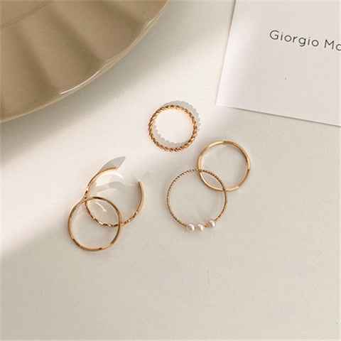 5-Piece Gold and Silver Stacking Rings Set – Adjustable Fashionable Women's Rings