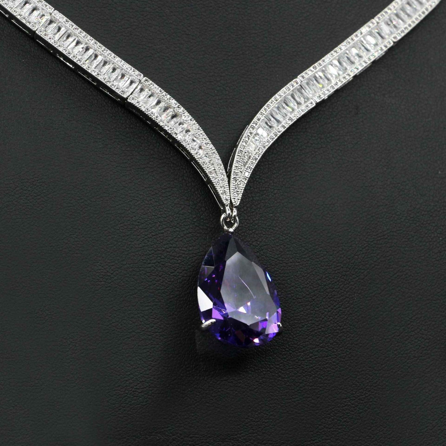 Pear Cut Zircon Necklace Set: Elegant Statement Necklace & Earring Set