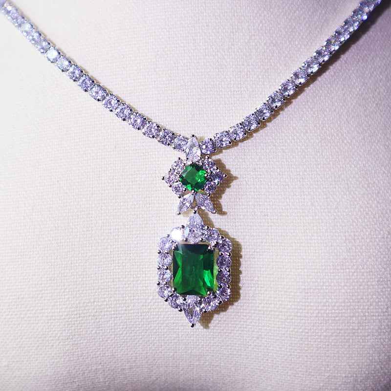 Dark Green Gemstone Jewelry Set – Elegant Simple Pendant Necklace & Matching Earrings