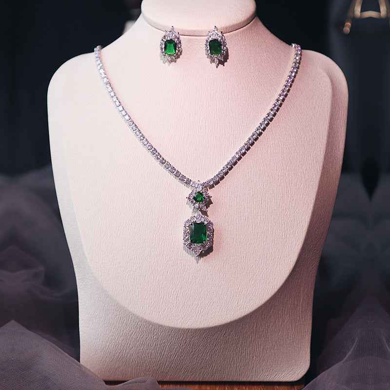 Dark Green Gemstone Jewelry Set – Elegant Simple Pendant Necklace & Matching Earrings
