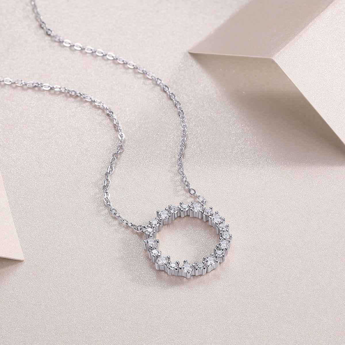 Crystal Wreath Eternity Pendant - Exquisite Crystal Eternity Pendant Jewelry