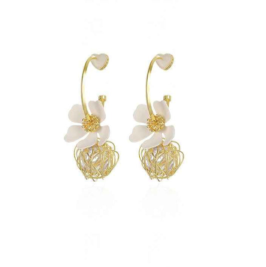 Fairy Petal Flower Earrings in Gold or Silver-Plated Alloy with Gem Inlay – Whimsical Botanical Design