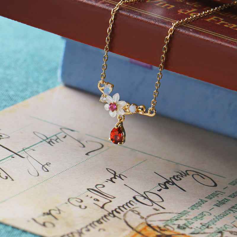 Moissanite Water Drop Necklace – Silver Floral Tassel Design with Natural Shell