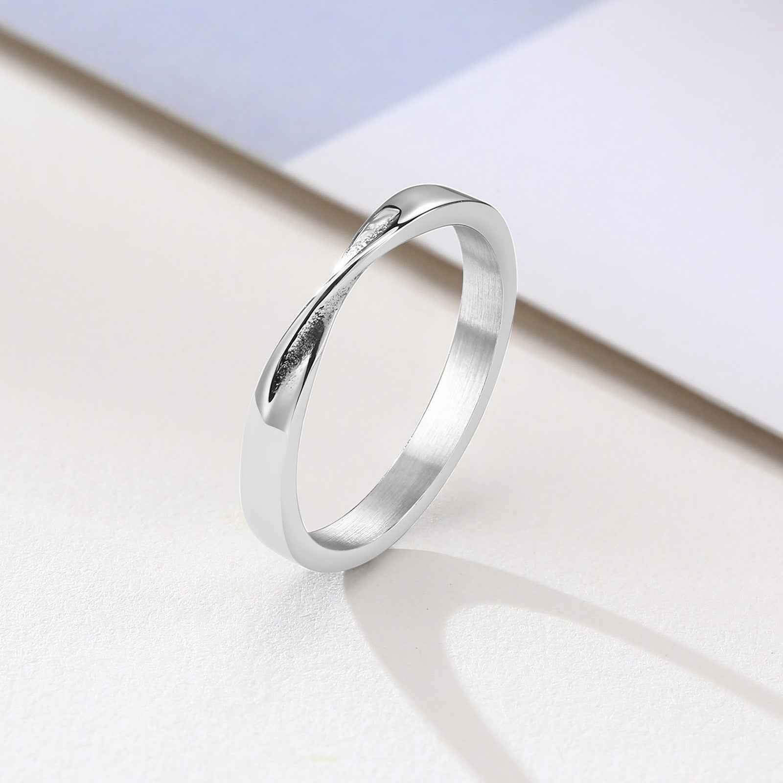 Mobius Strip Stainless Steel Ring - Gold & Steel Color Minimalist Men's OL Jewelry Infinity Band