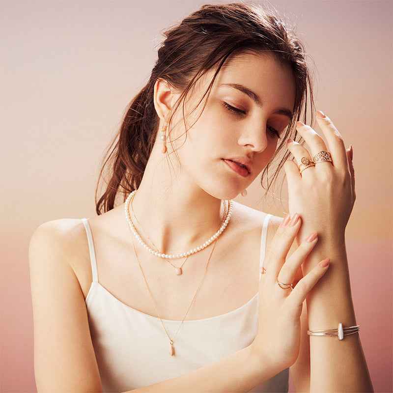 Lace Shell Pendant Necklace in Silver with Queen or White Shell and Gemstone Inlay - Adjustable Chain