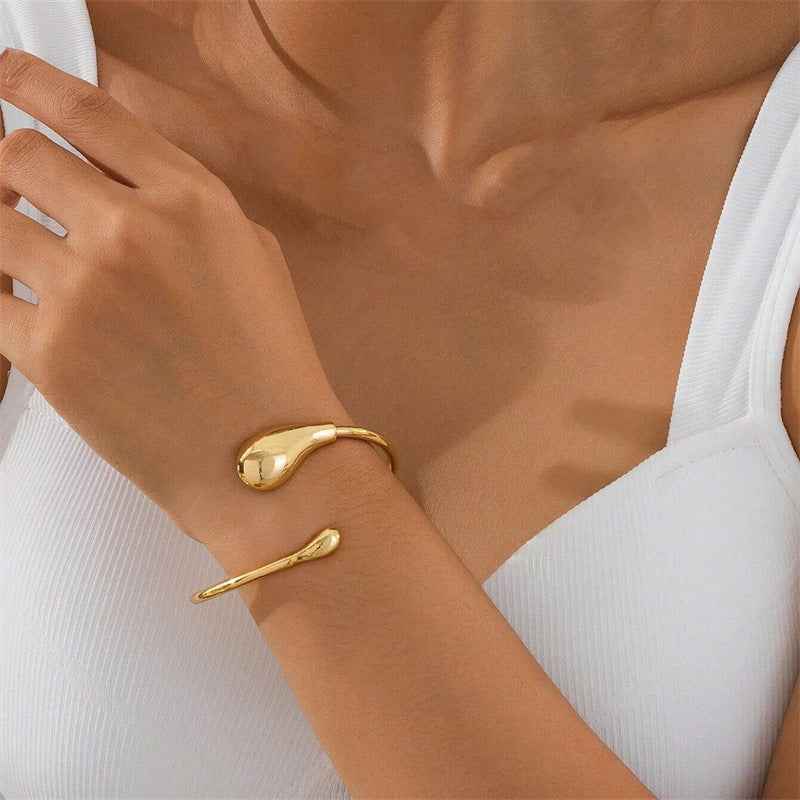 Versatile Water Drop Bracelet – Creative Minimalist Zinc Alloy, All-Match Everyday Style