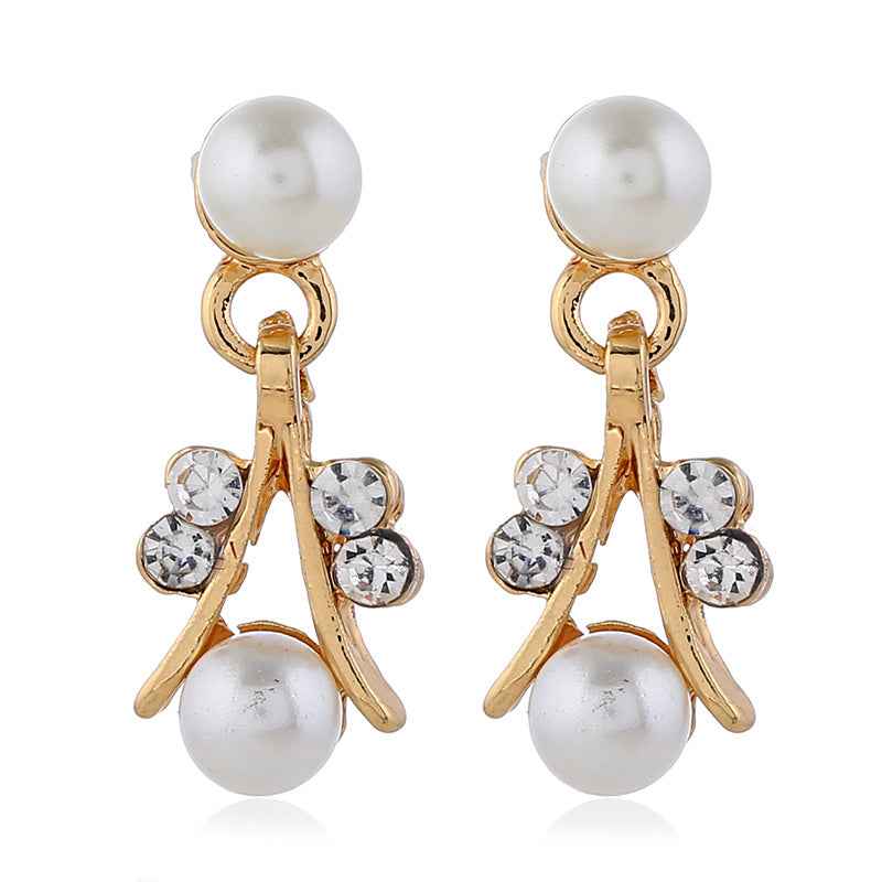 Gold-Plated Pearl Pendant Necklace – Long Sweater Chain for Modern Women