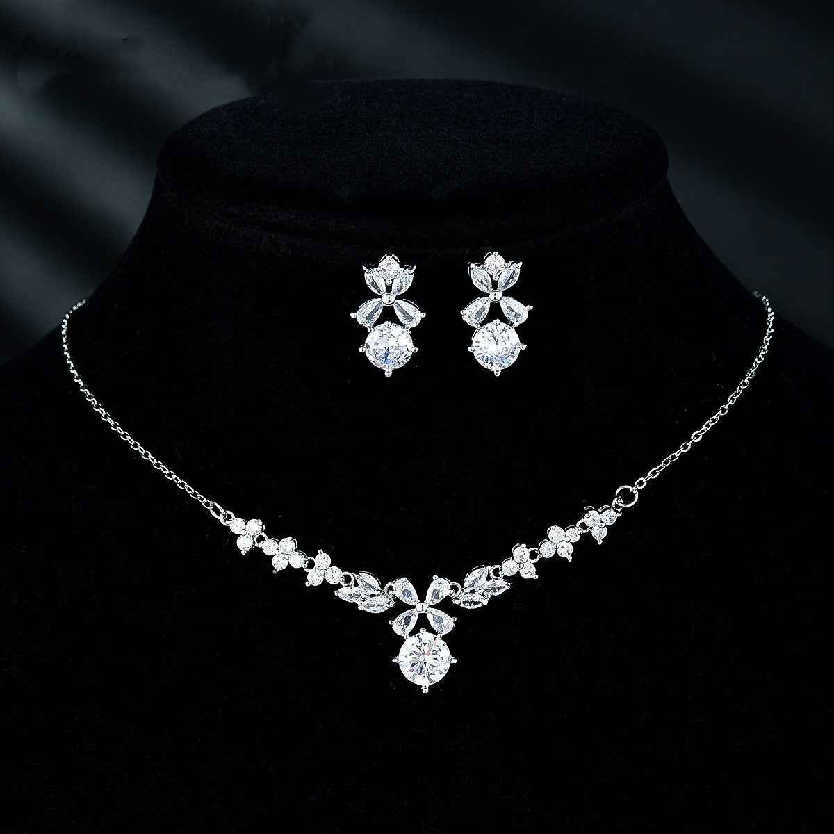The Ophelia Set – Elegant Bridal Necklace and Earring Set