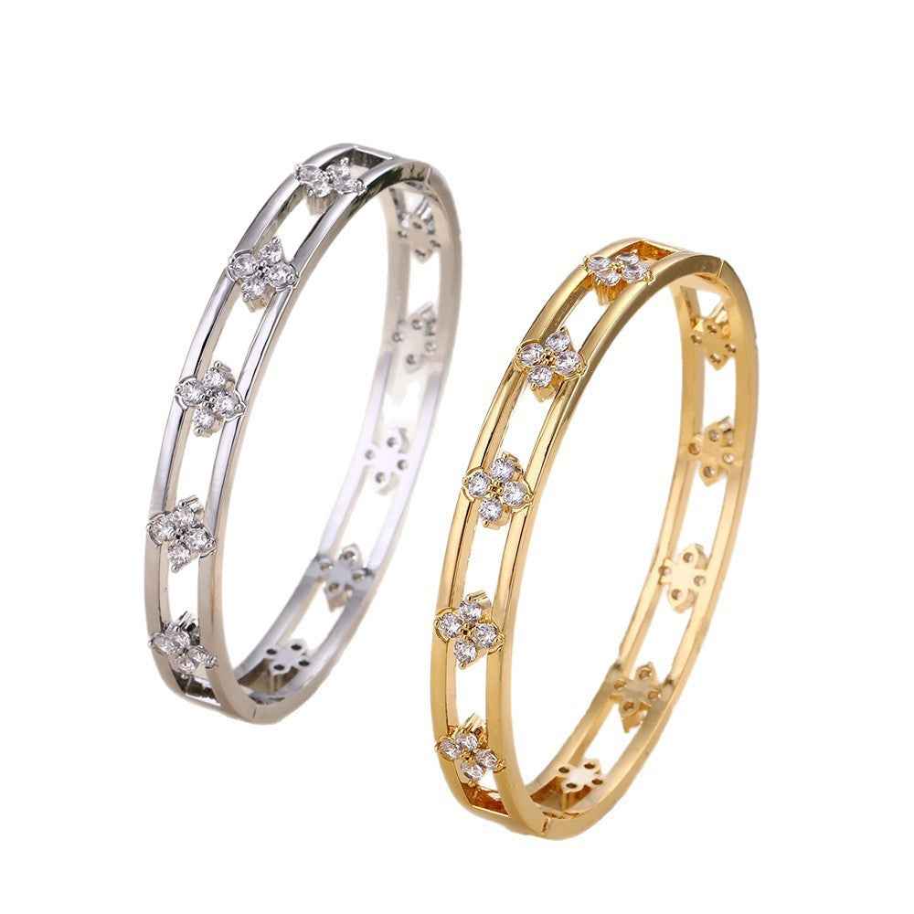 Hollow Four-Leaf Clover Bracelet - Copper-Plated Gold with AAA Zircon Inlay in Fashion OL Style