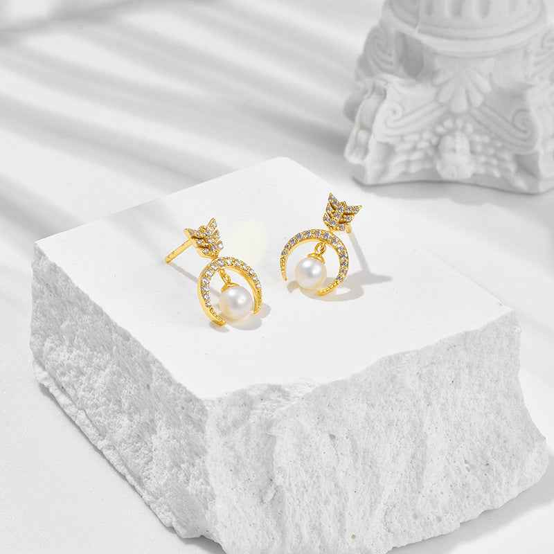 Geometric Pearl Stud Earrings in 925 Sterling Silver – Luxury Modern Design