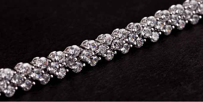Round Cut CZ Tennis Bracelet in S925 Sterling Silver - Elegant and Timeless Jewelry