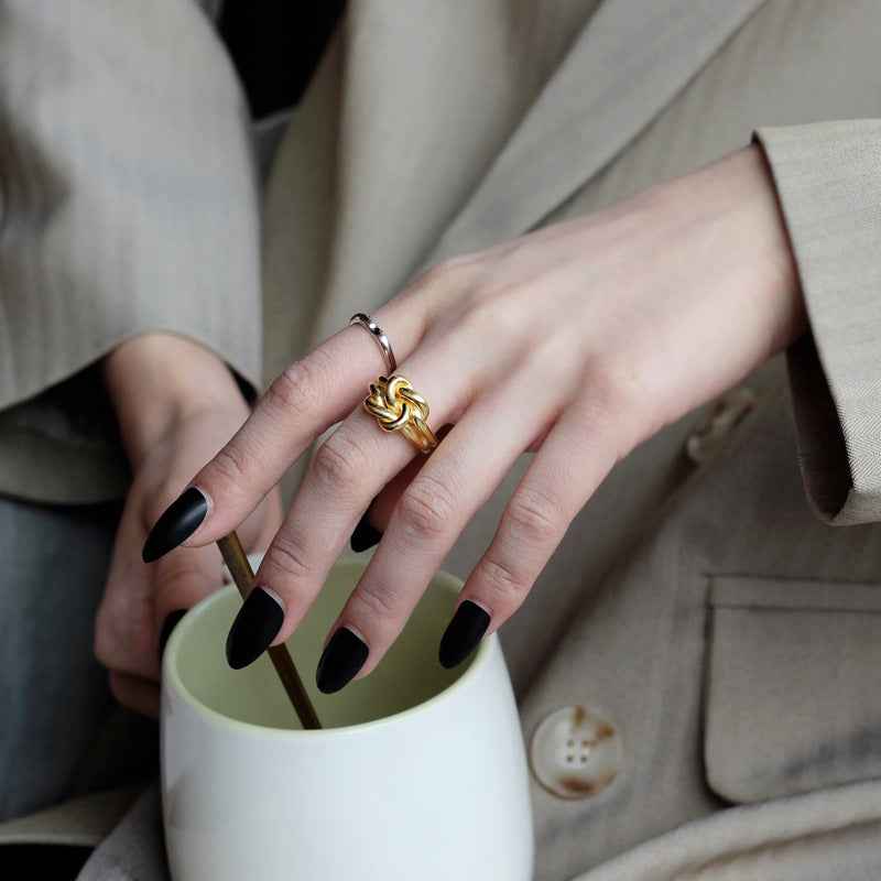 Women's Multilayer Silver Ring - Elegant Winding Design