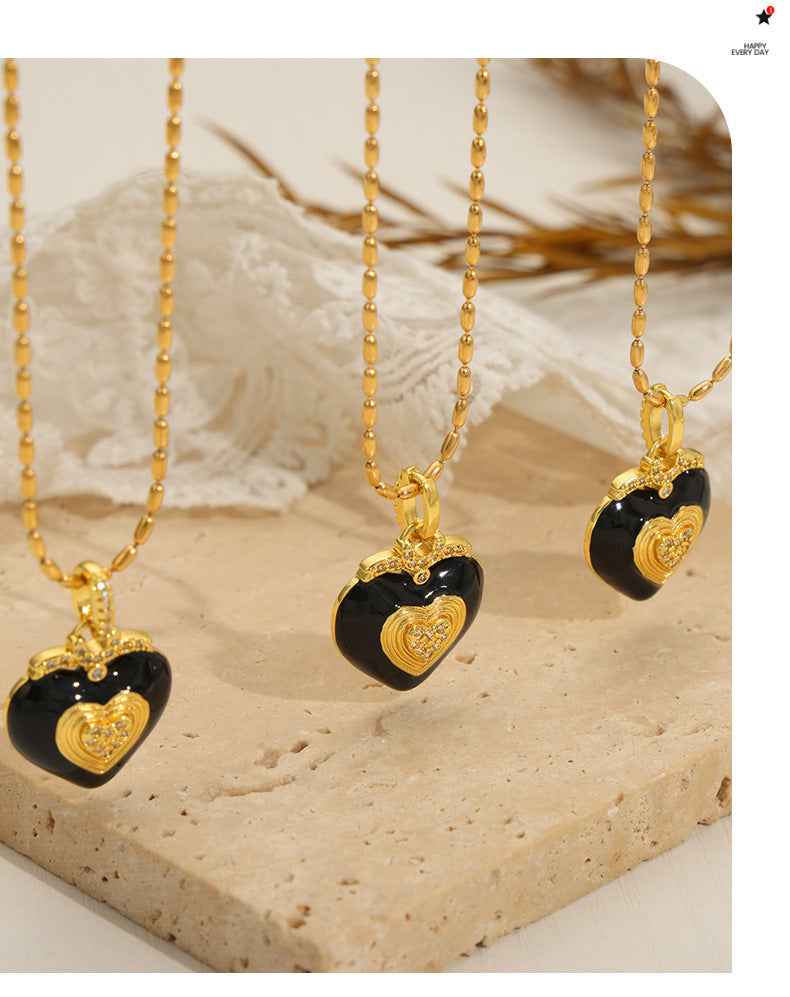 Geometric Love Pendant Necklace - Modern Gold-Plated Titanium Steel Clavicle Chain for Elegant Style