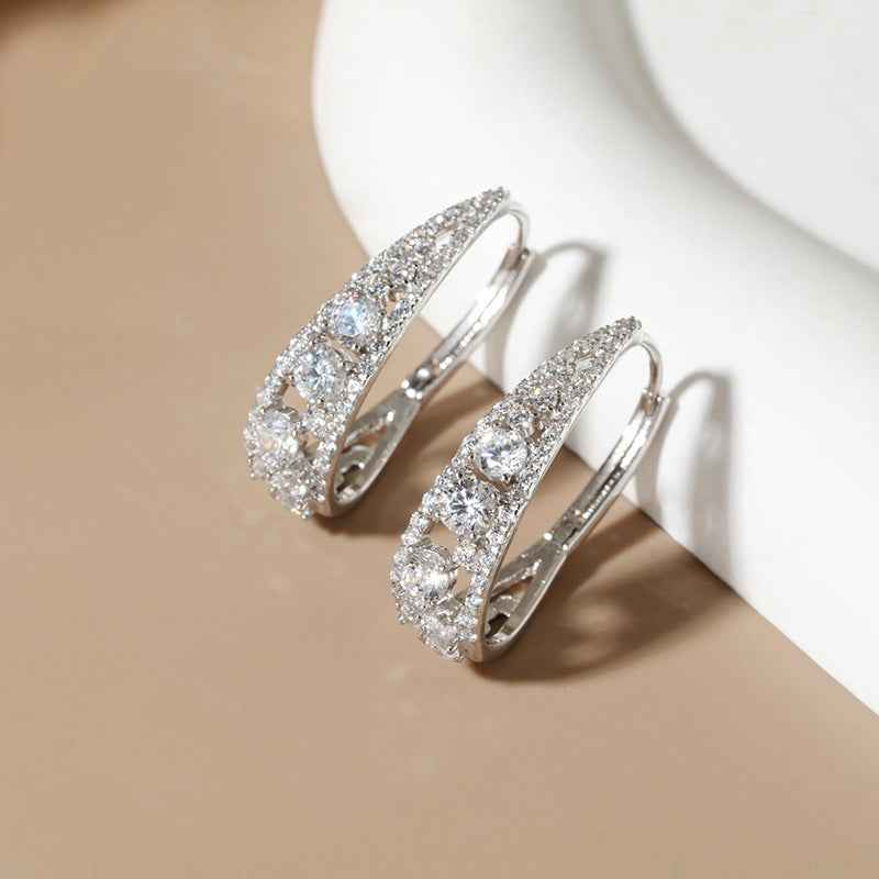 Elegant Hoop Earrings - Exquisite Filigree Design