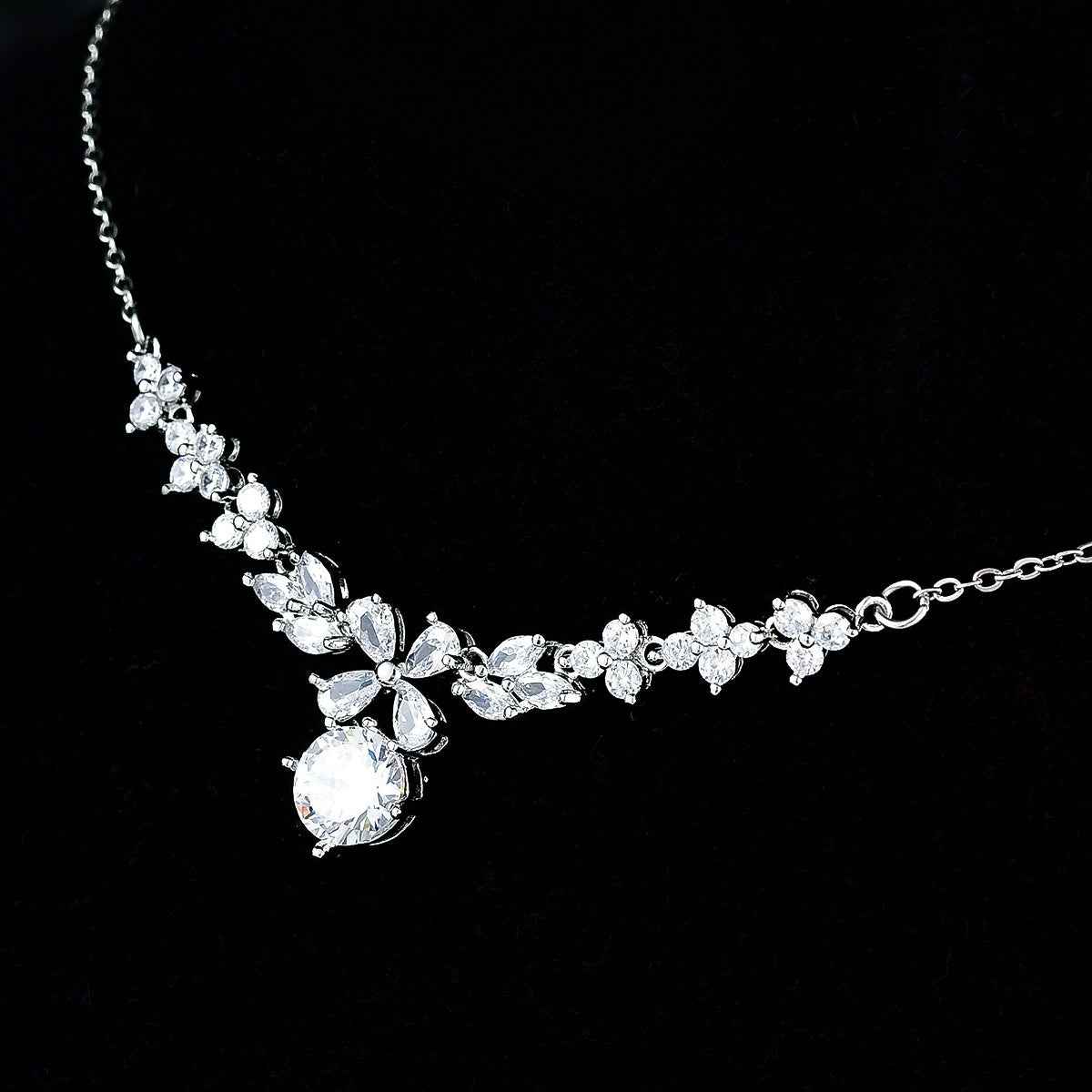 The Ophelia Set – Elegant Bridal Necklace and Earring Set