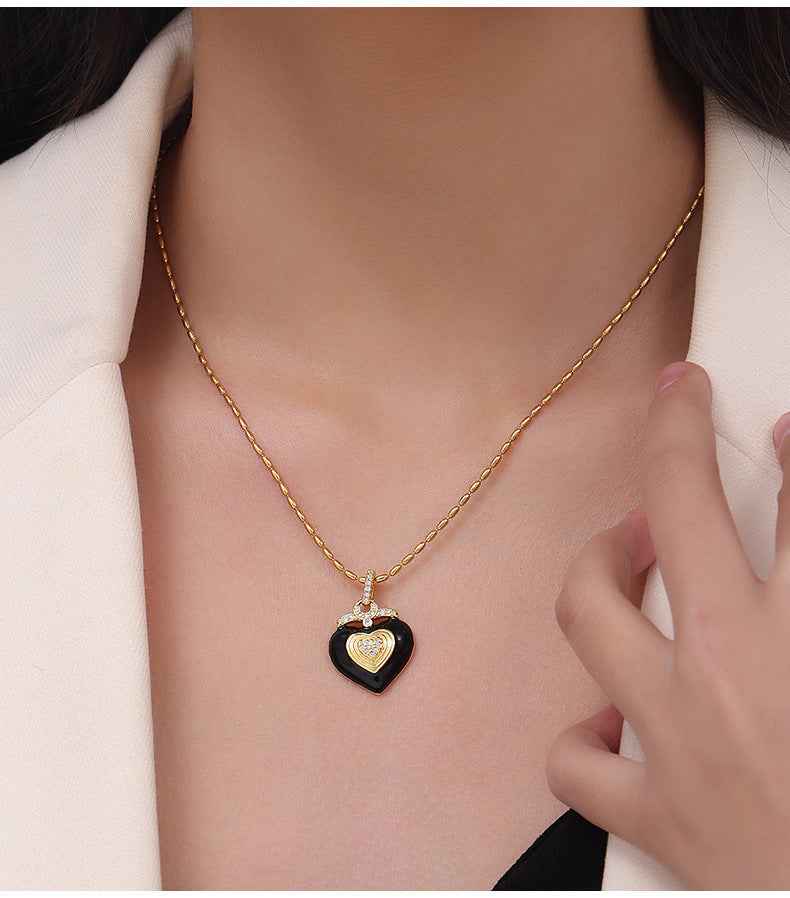 Geometric Love Pendant Necklace - Modern Gold-Plated Titanium Steel Clavicle Chain for Elegant Style