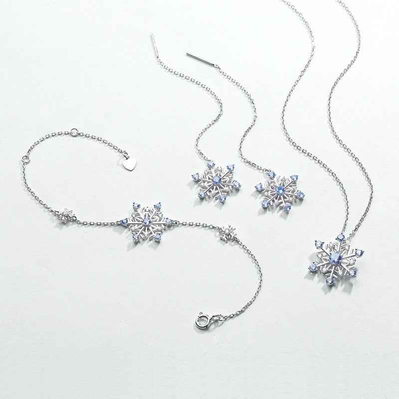 Snowflake Christmas Bracelet | 925 Sterling Silver & Gold-Plated Gem Inlay | Perfect Winter Holiday Gift