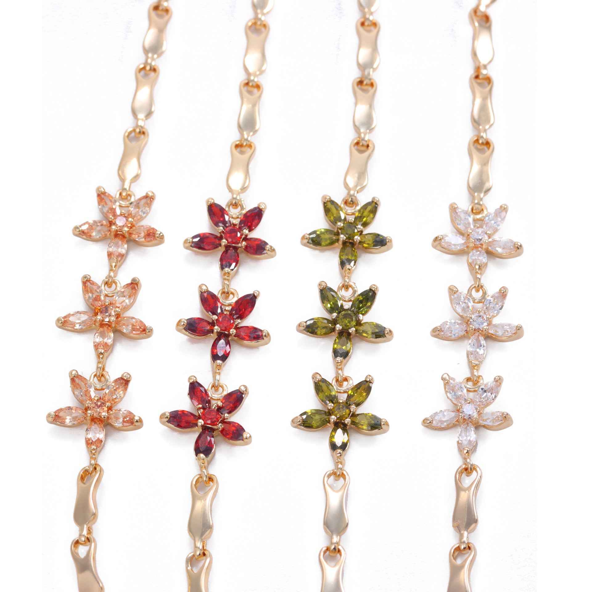 Clover Diamond Flower Bracelet - Elegant Floral Design for Timeless Elegance