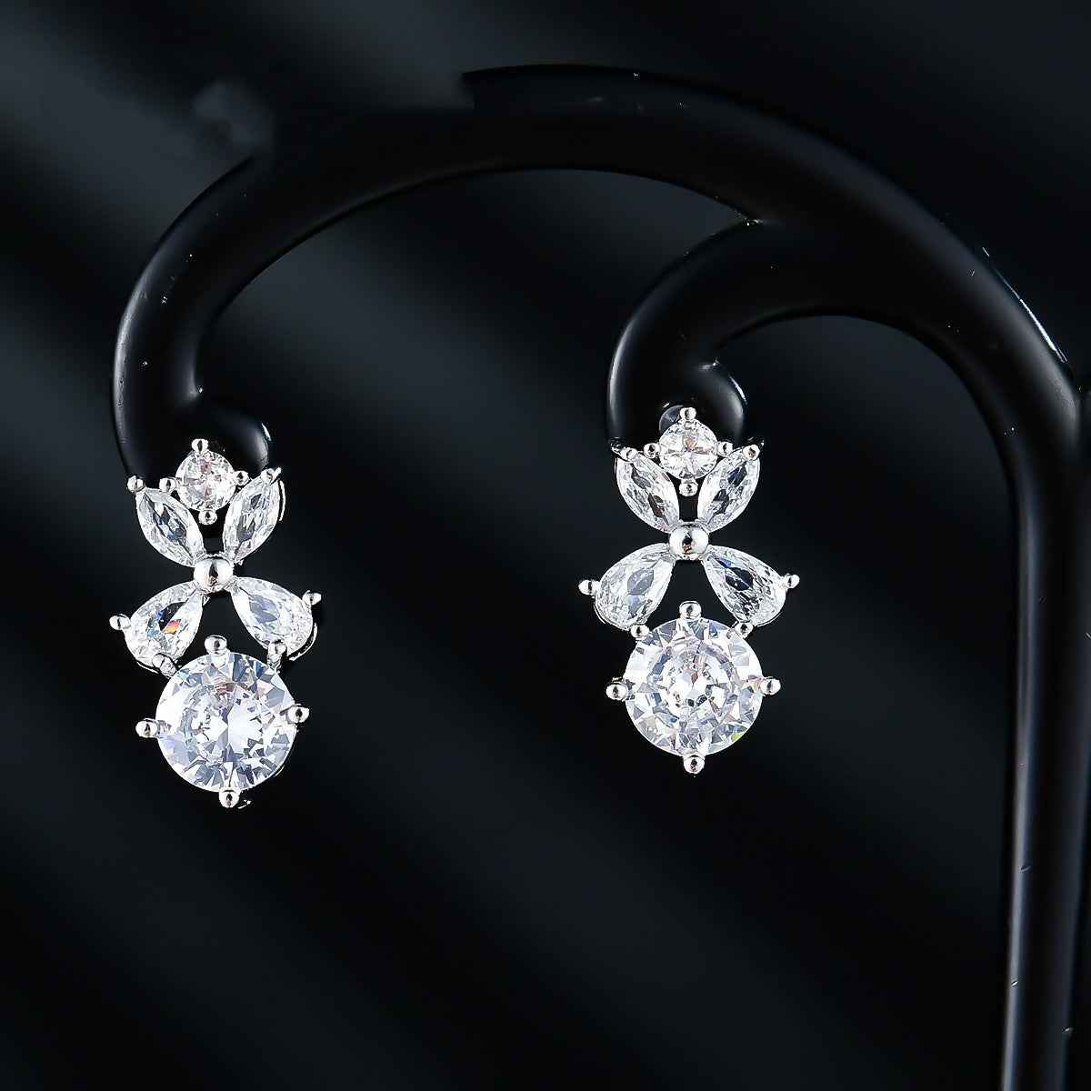 The Ophelia Set – Elegant Bridal Necklace and Earring Set