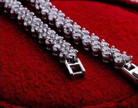Round Cut CZ Tennis Bracelet in S925 Sterling Silver - Elegant and Timeless Jewelry