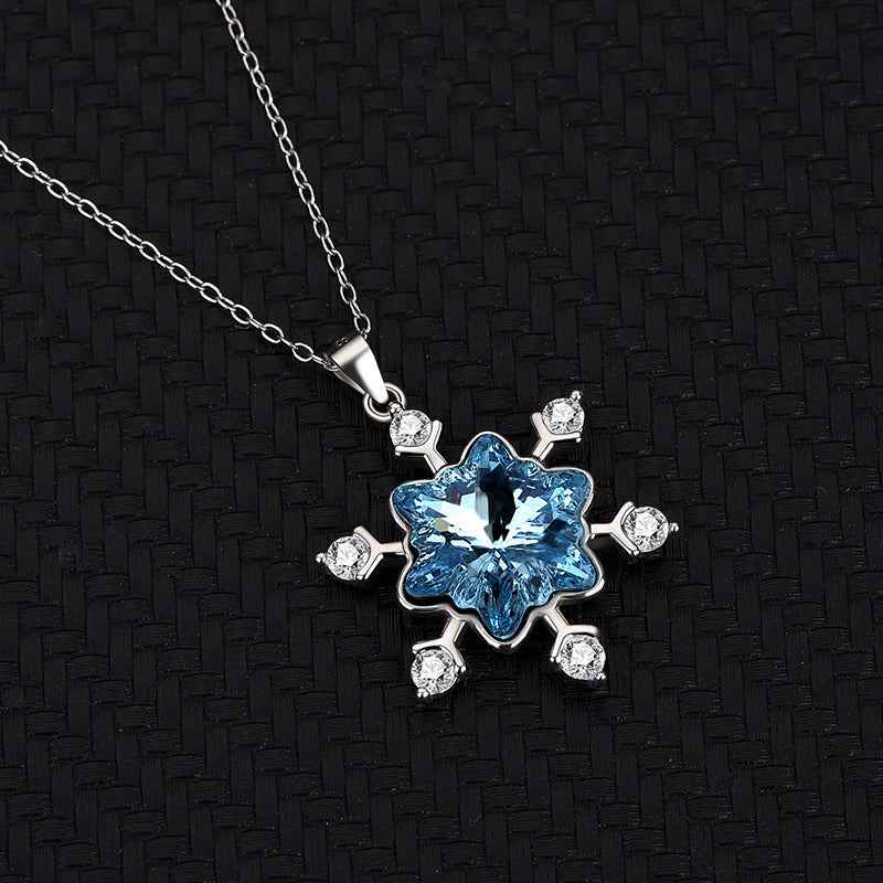Sterling Silver Snowflake Necklace with Crystal Inlay – Elegant Winter Floral Design