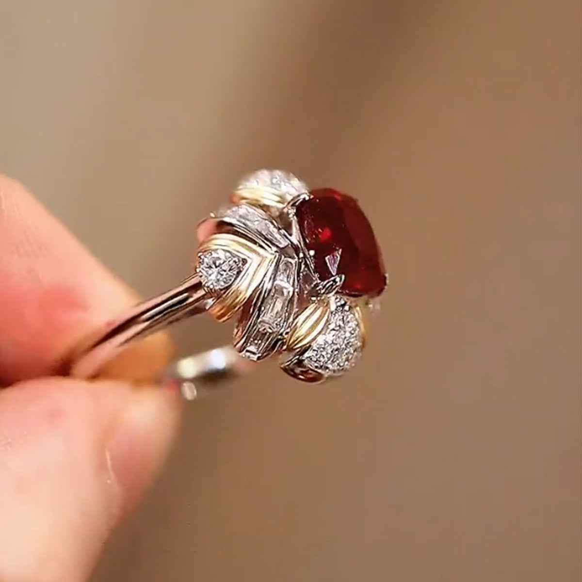 Geometric Quadrilateral Ring in S925 Sterling Silver with Yellow & White Gold Finish - Unisex Affordable Luxury Jewelry