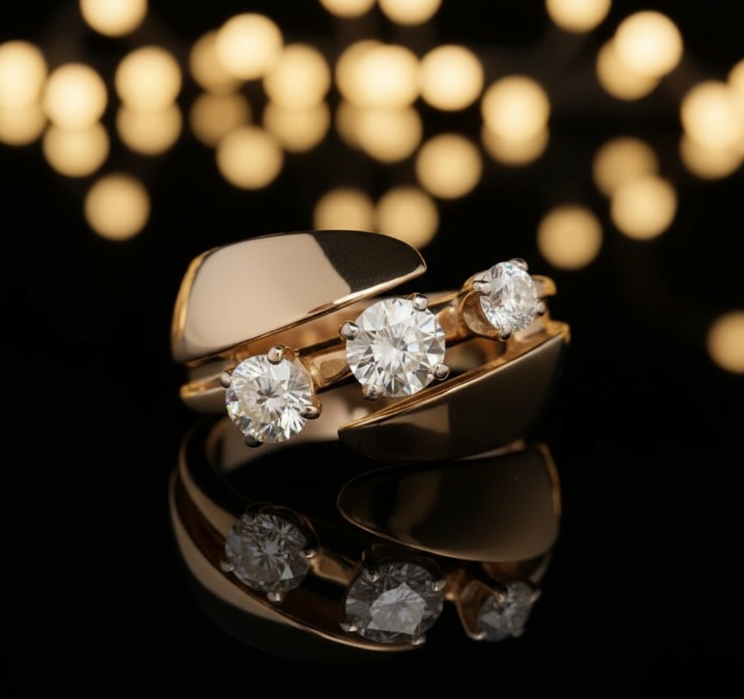 Creative Gold Party Ring – Unisex Micro Inlay Zinc Alloy Statement Jewelry | Fashion-Forward Artistic Design - Eterna