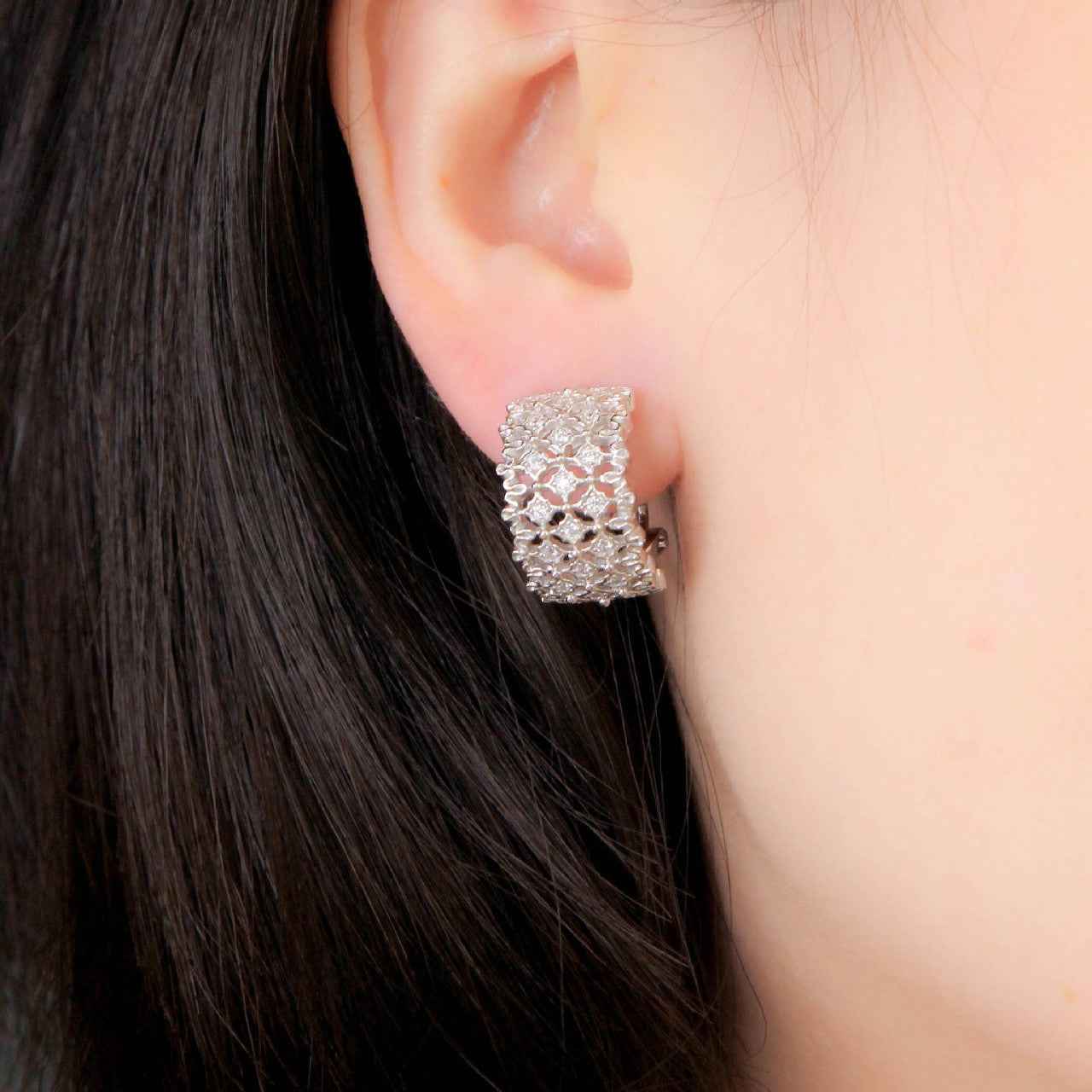 Hollow Vintage Palace Earrings - S925 Sterling Silver Retro Light Luxury Design