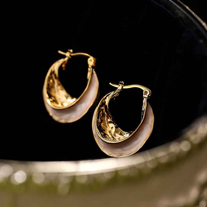 Drip Glazed Circle Earrings – Retro Silver or Gold-Plated Creative Design