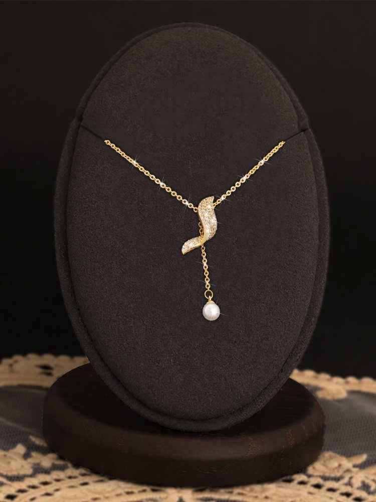 Geometric Pearl Necklace – Elegant 18K Gold-Plated Clavicle Chain with Crystal & Pearl Tassels
